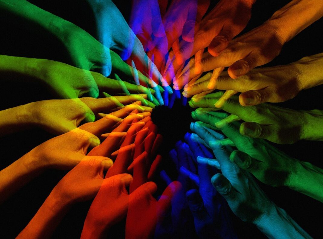 L’arcobaleno da fuori a dentro di noi